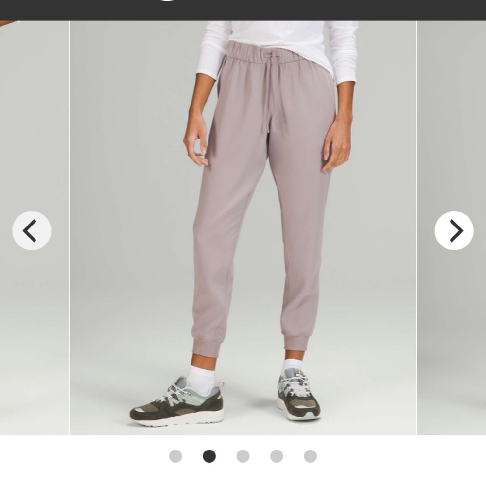 Lululemon On The Fly Joggers *Woven in Dark Chrome Size 6